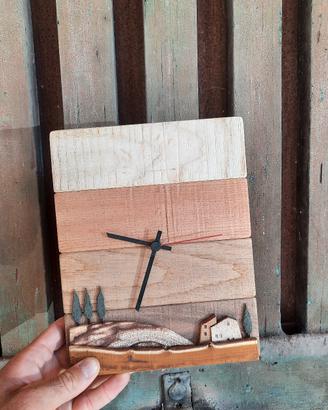 orologio artigianale fatto a mano in legno