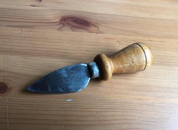 Coltello Parmigiano Reggiano