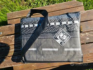 coprigambe tucano urbano R073