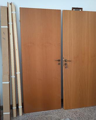 porte legno tamburato dx e sx con telaio coprifilo