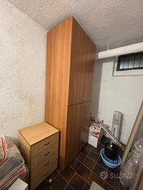 Armadio grande marrone