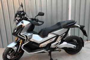 X-adv 750 2017.