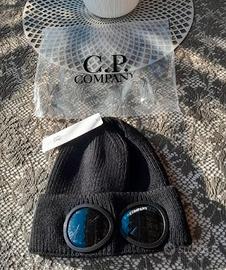 cappello nero C.P. Company