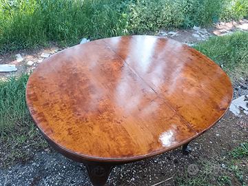 Tavolo allungabile antiquariato + sette sedie