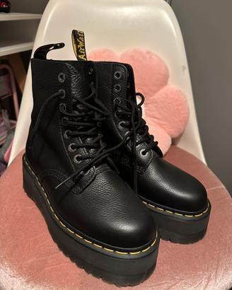 Dr Martens Jadon Max