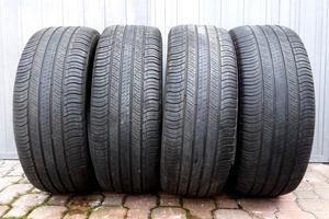 4 Gomme  245 45 20 Michelin latitude Tour