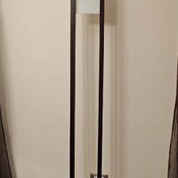 Lampada da terra moderna