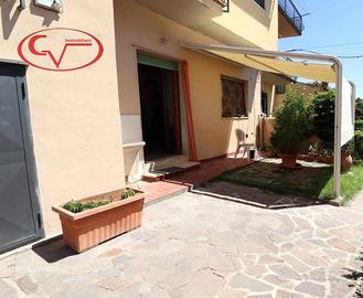 Appartamento di 100 m² con 4 locali a Montevarchi