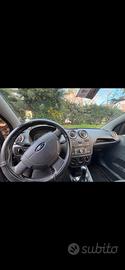 Ford fiesta 78000 chilometri 1.400