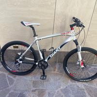 Bicicletta MTB GIANT Talon