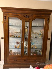 Venteina in legno massello stile classico