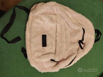 Zaino Eastpak rosa effetto peluche
