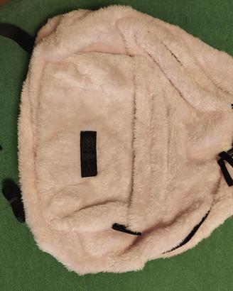 Zaino Eastpak rosa effetto peluche