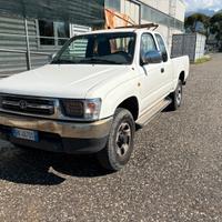 Toyota Hilux ln 170 2.4 TD