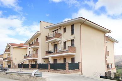 3 LOCALI A RIPA TEATINA