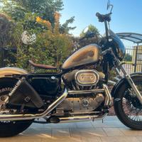 Harley-Davidson Sportster 883 XLH
