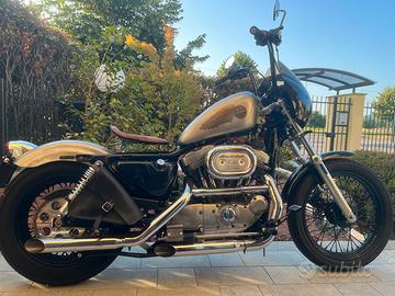 Harley-Davidson Sportster 883 XLH