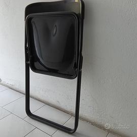 tavolino richiudibile con sedia pieghevole 
