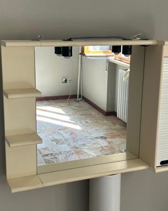 Specchio bagno contenitore