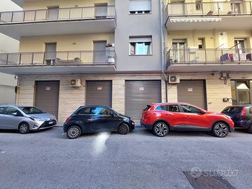 Locale comm. C1 250 mq 5 ingressi Torrione Salerno