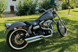 HARLEY DAVINSON DYNA WITE GLIDE 1540