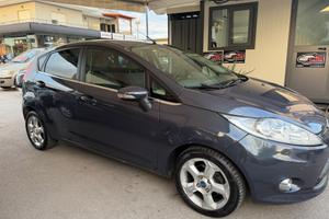 Ford Fiesta 1.4 TDCi 70CV 5 porte Titanium