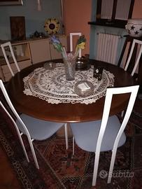 Tavolo rotondo di design con 6 sedie