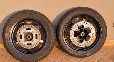 CHERCHI ORIGINALI YAMAHA  X MAX 250