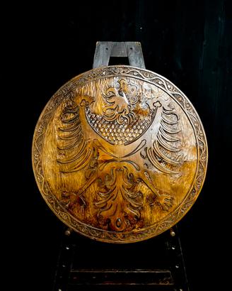 Pannello decorativo tirolese in legno scolpito