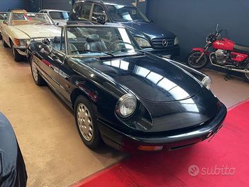 Alfa Romeo Spider 2.0i