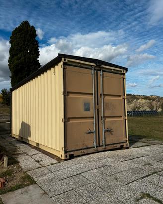 Container marittimo