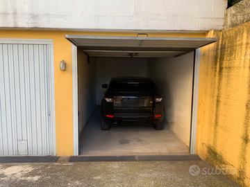 Garage Grande chiuso deposito magazzino box