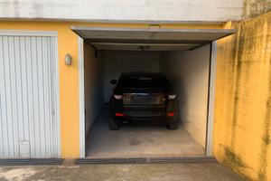 Garage Grande chiuso deposito magazzino box