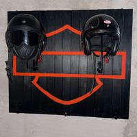 Porta caschi fatto artigianalmente