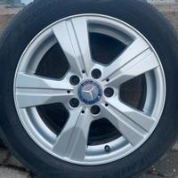 Cerchi in lega R16 con gomme estive