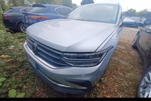 VOLKSWAGEN TIGUAN 2.0 TDI 150CV DSG SCR LIFE ( FAR