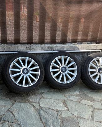 Cerchi Maserati 235 50 18 Y dot 2024