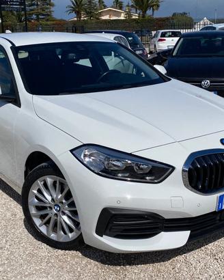 Bmw 116 116d 5p. Business Advantage