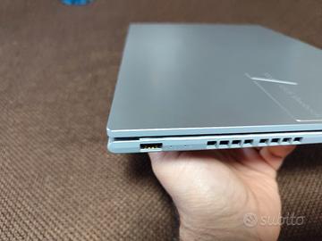 notebook Asus vivobook 16 pollici 