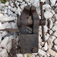 antica morsa da banco 