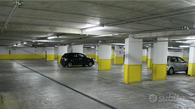 Posti auto presso Cortesantamaria centro città