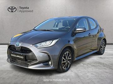 Toyota Yaris Hybrid Trend MY22