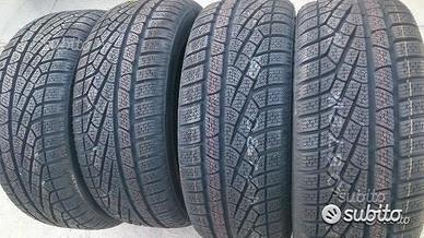 4 gomme nuove invernali 215 40 18 Toyo