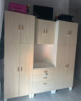 Armadio Småstad componibile montessoriano