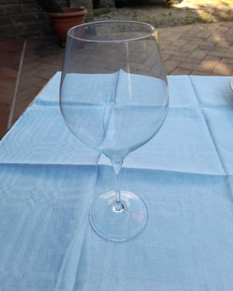Bicchiere calice per vino rosso