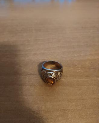 anello americano in oro 10 carati con pietra