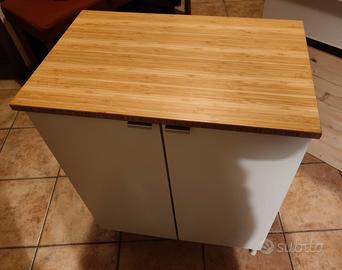 Mobiletto Ikea Lillangen con piano Viskan