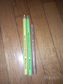 Evidenziatori a matita