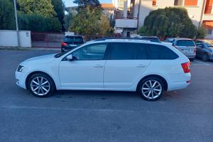 Skoda Octavia G-Tech