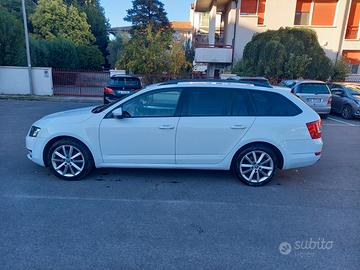 Skoda Octavia G-Tech